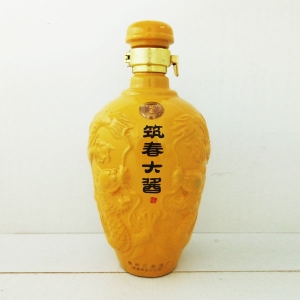 菏泽高档筑春大酱陶瓷酒瓶