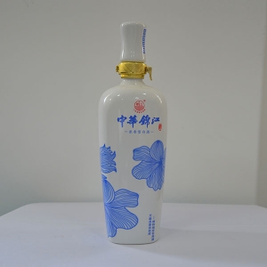 莆田高档陶瓷酒瓶定制