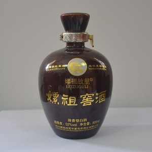 莆田定制陶瓷酒瓶供应商