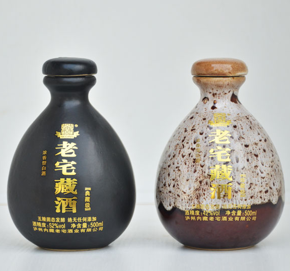 隆昌陶瓷酒瓶厂家