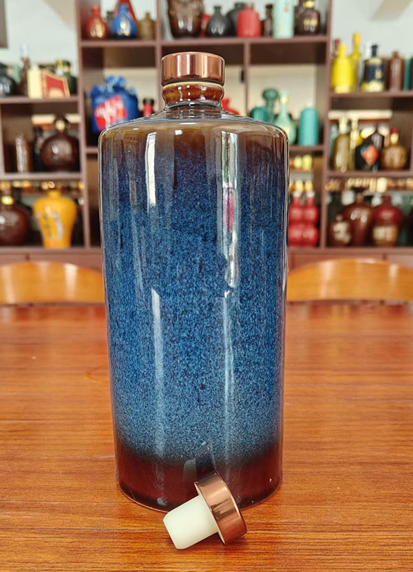 陶瓷酒瓶供应商.jpg