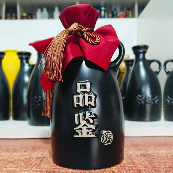 品鉴酒陶瓷酒瓶